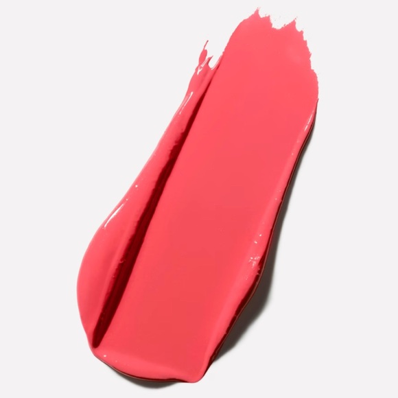 Mac Mini Amplified Lipstick in color Vegas Volt - Picture 2 of 6